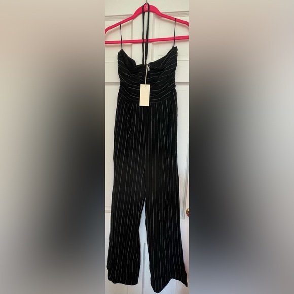 BNWT! Allie Rose, Harlow Halter Tie Jumpsuit in Black, Washed Pinstripe - Picture 4 of 12